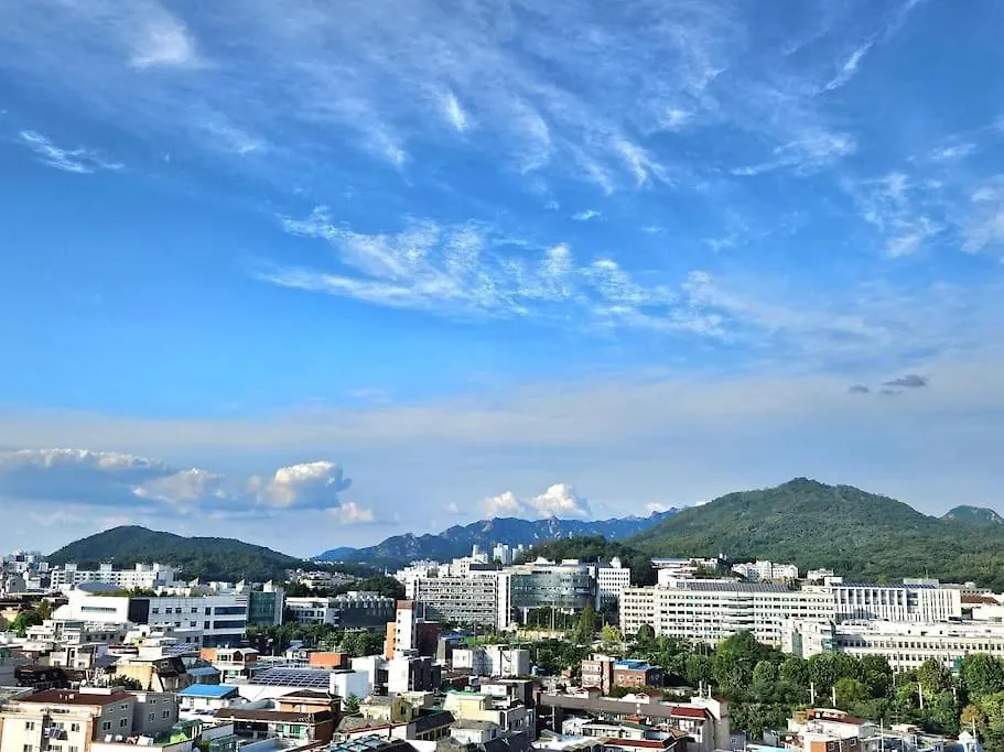 홍대입구, 신촌 중심부 씨티뷰하우스,Fully Furnished Apartment Seoul