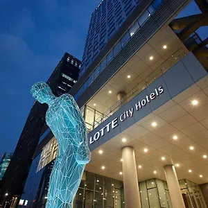 Lotte Myeongdong סיאול